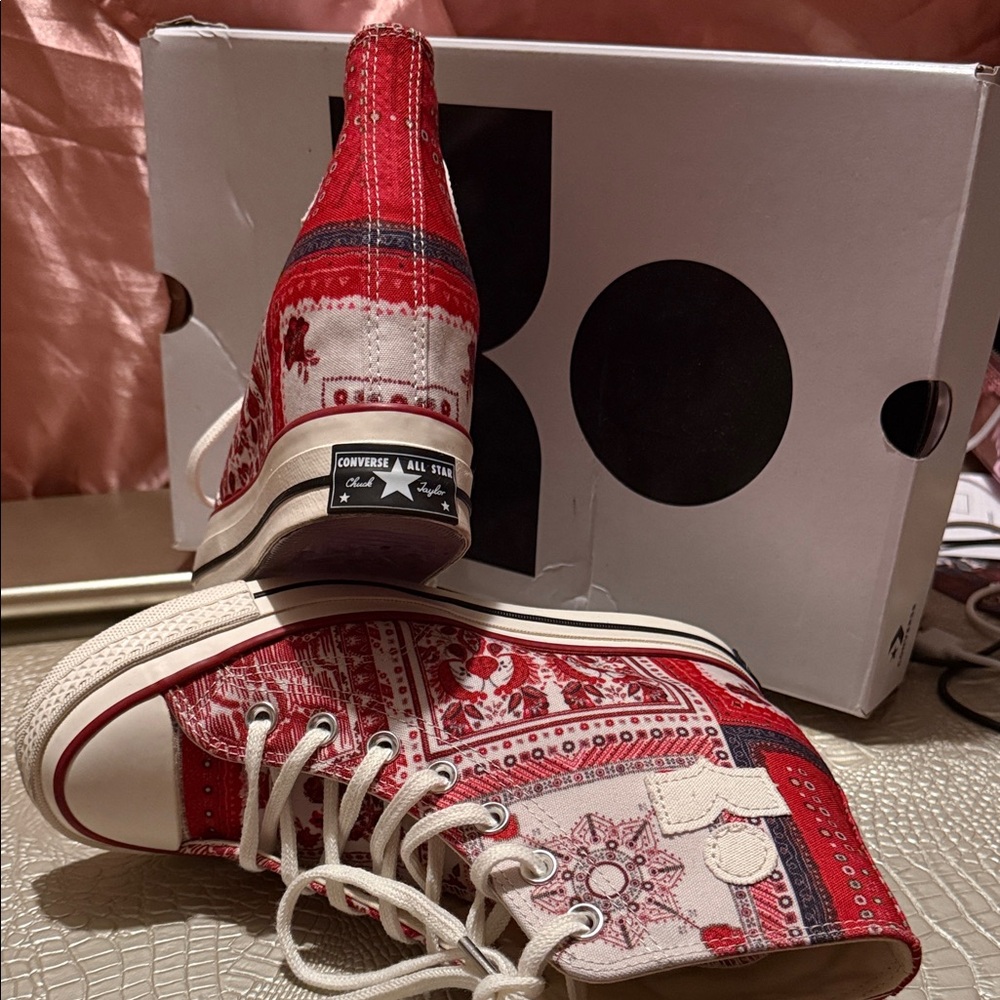 Converse Women's Red and White Patterned Sneakers